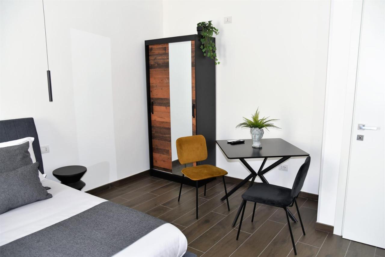 Gl Rooms And Apartments Bari Buitenkant foto