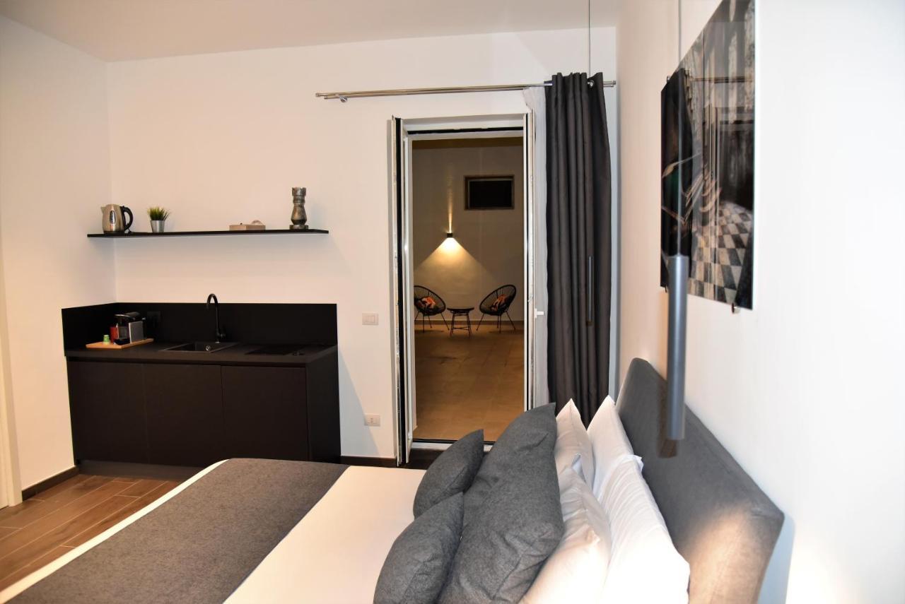 Gl Rooms And Apartments Bari Buitenkant foto